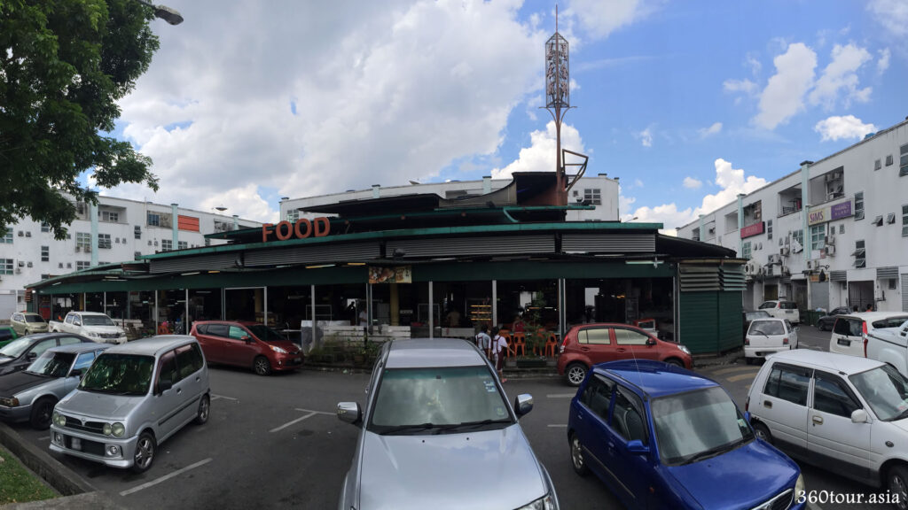 Panoramic View of M.O.M. Food Court