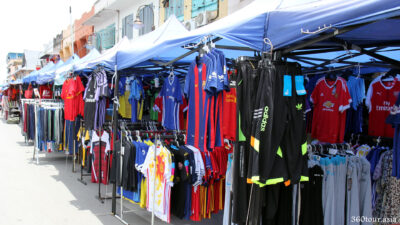 All Kinds of Jersey and T-shirt for sale at the booths. 