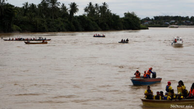 The escort vessels for the long boat race along the Batang Lupar River.