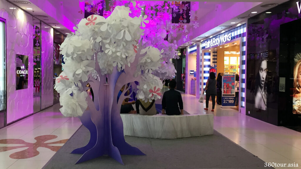 The white trees decorating the court between Center and West Court of the Spring Mall in October 2016.