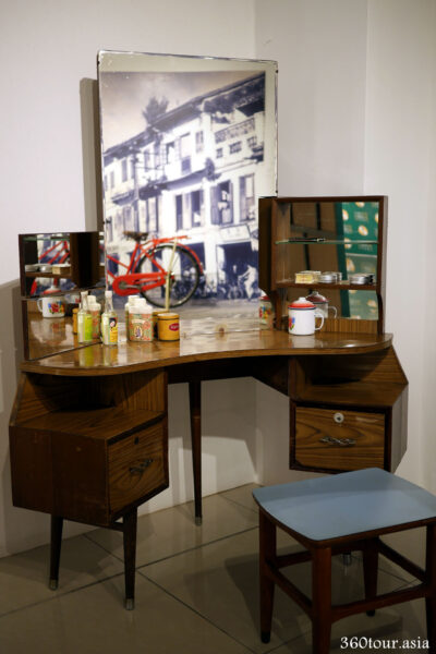 The Dressing Table located at the corner of the exhibits
