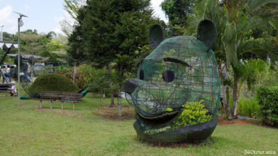 小熊维尼花园雕塑