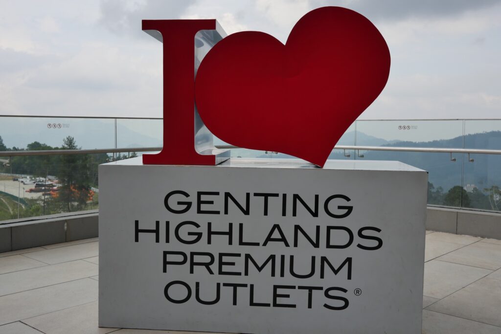 I Love Genting Premium Outlet signage