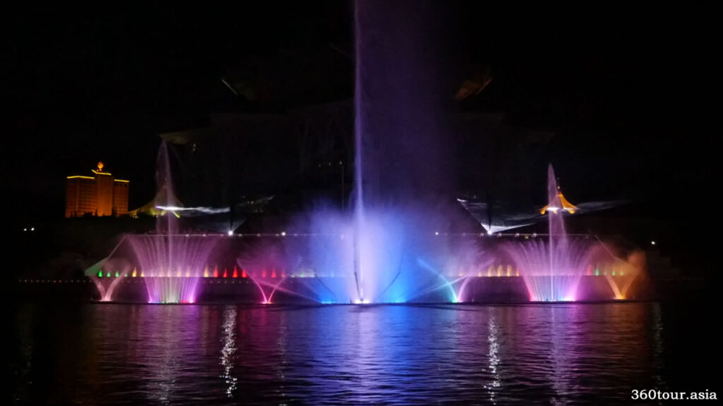Kuching Musical Fountain