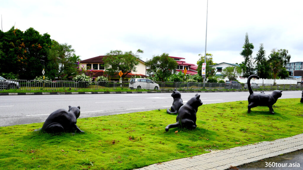 The Bronze Cat Sculpture of Gala City Kuching