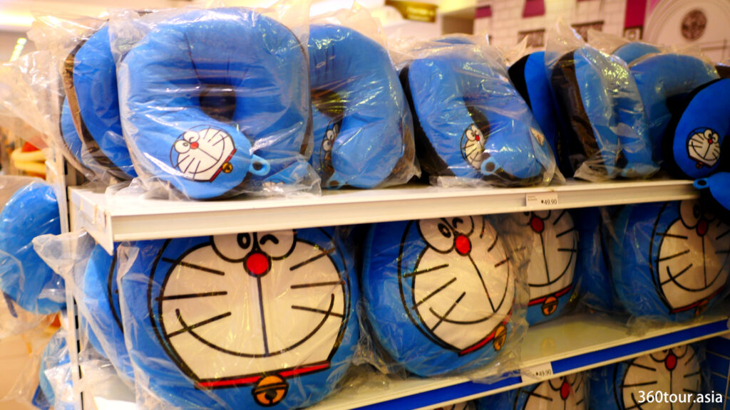 The Doraemon neck rest.