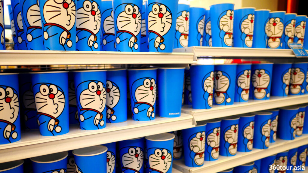 The Doraemon plastic cup.