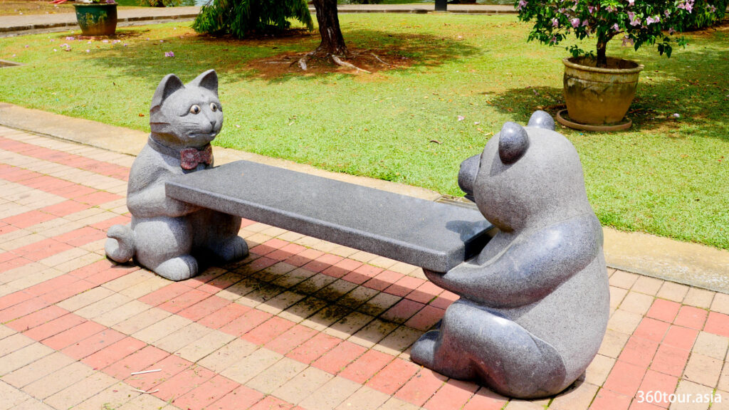 The cat and panda garden stool at Malaysia-China friendship park signifies the relationship between Kuching, Malaysia and Kunming, China.
