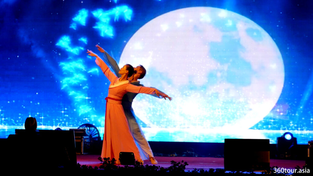 Chinese Dance Performance - Liang Shanbo and Zhu Yingtai Love Story (Butterfly Lovers)