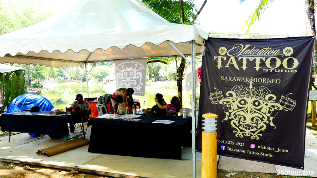 Interested in tattoo ? they have a booth for it.