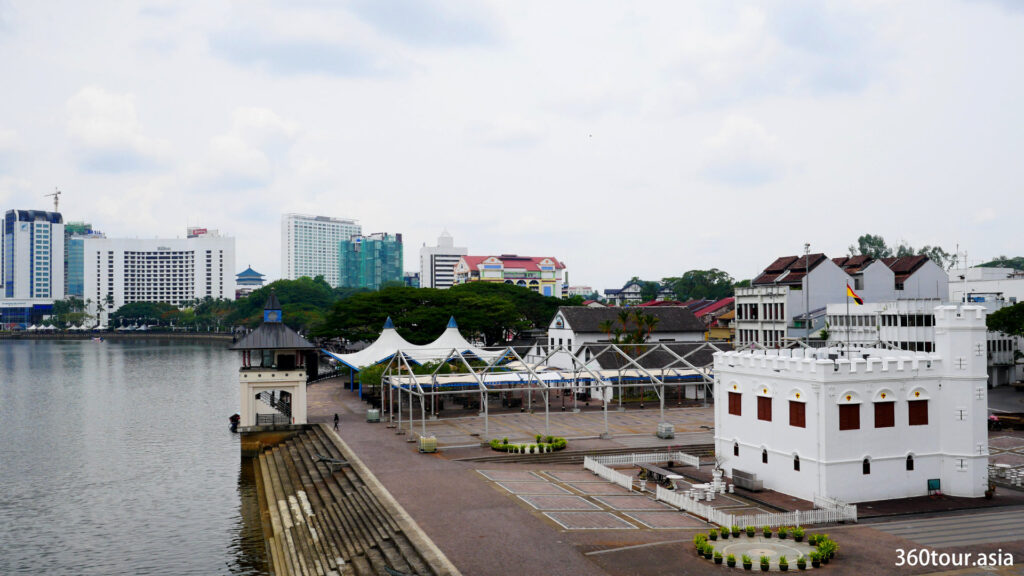 The Kuching Waterfront Bazaar and the Square Tower can be seen from the Darul Hana Bridge