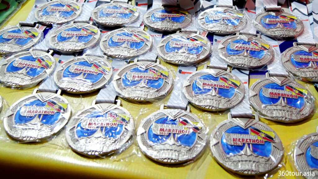 The Kuching Marathon 2023 Silver Medal for 21KM runner that completed the half marathon.
