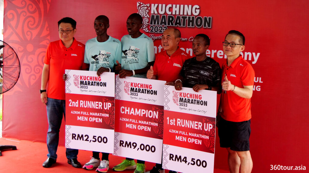 The Champion, 1st runner up and 2nd runner up for the full marathon men open category.
